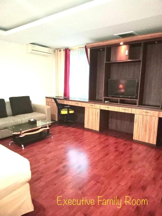 Kasira Residence Peladen Ngoại thất bức ảnh